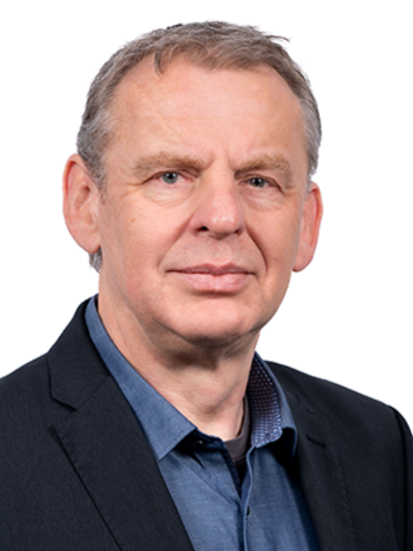 UKM Infrastruktur Management | Helmut Schmelz